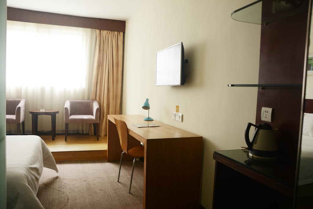 Jinjiang Inn Shenzhen Huaqiang North Екстер'єр фото