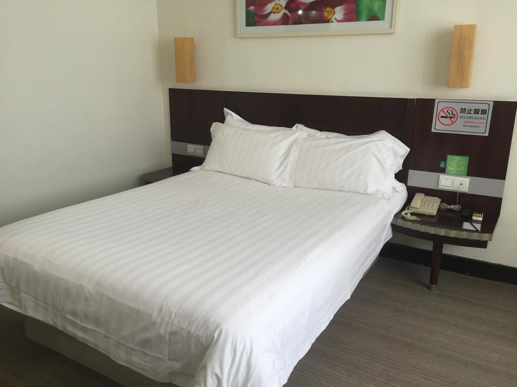Jinjiang Inn Shenzhen Huaqiang North Екстер'єр фото