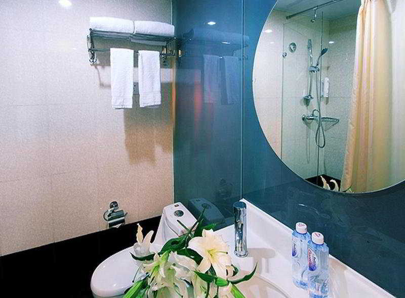 Jinjiang Inn Shenzhen Huaqiang North Екстер'єр фото